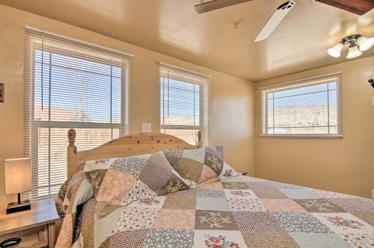Cozy Home With Canyon Views 2 Mi To Grand Staircase Henrieville 외부 사진